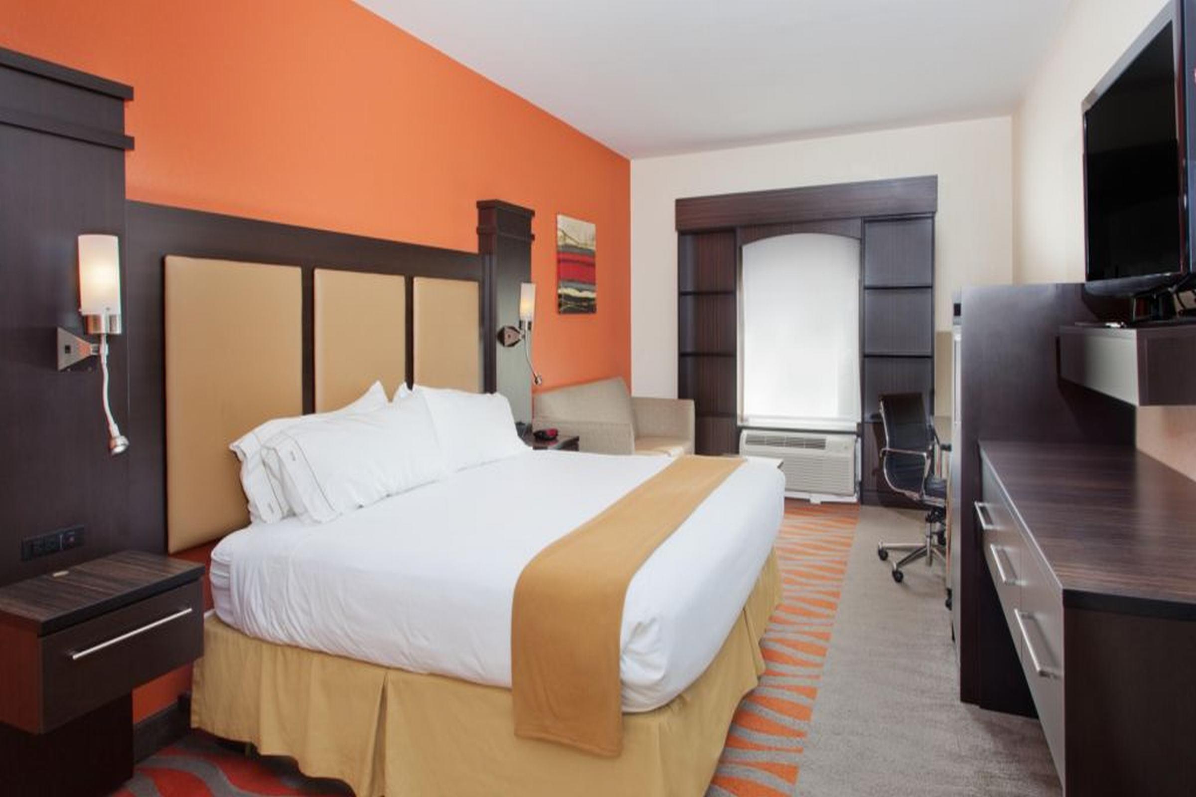 Holiday Inn Express Dalton Eksteriør billede
