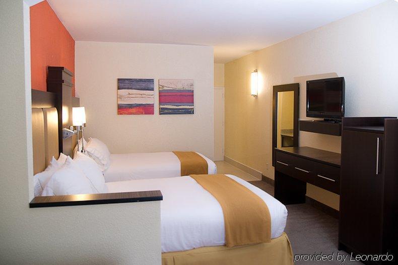 Holiday Inn Express Dalton Værelse billede